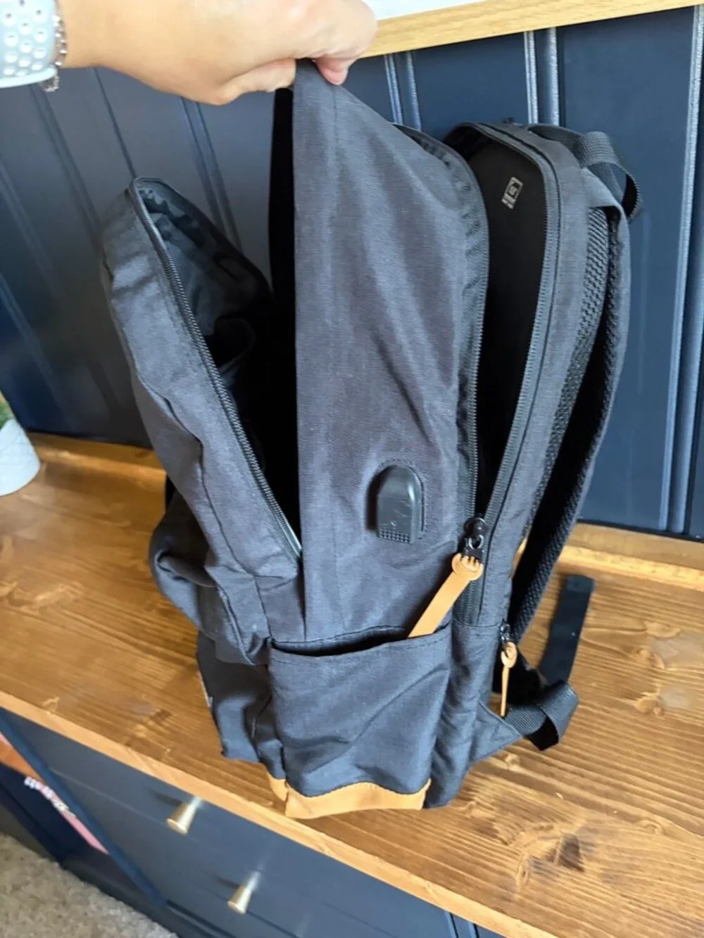 Pre-Owned Supacool Outdoor Originals Black Backpack